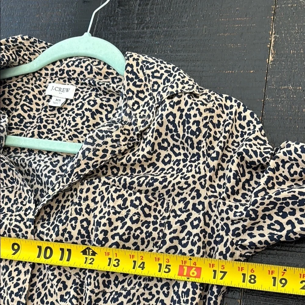 J. Crew Leopard / Cheetah Button Down Shirt size XS